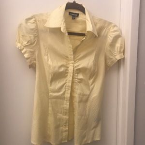 Bebe short sleeve fitted blouse